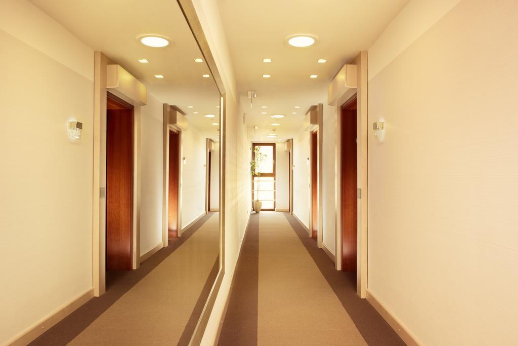 Hotel Ambassador Kosice Exterior photo